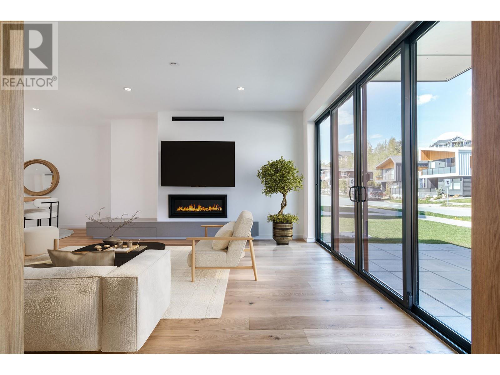 Property at 40829 THE CRESCENT image 2