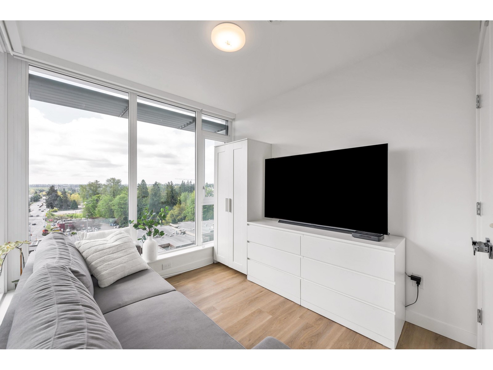 809 9675 King George Boulevard, Surrey, British Columbia  V3T 2V3 - Photo 16 - R2999496