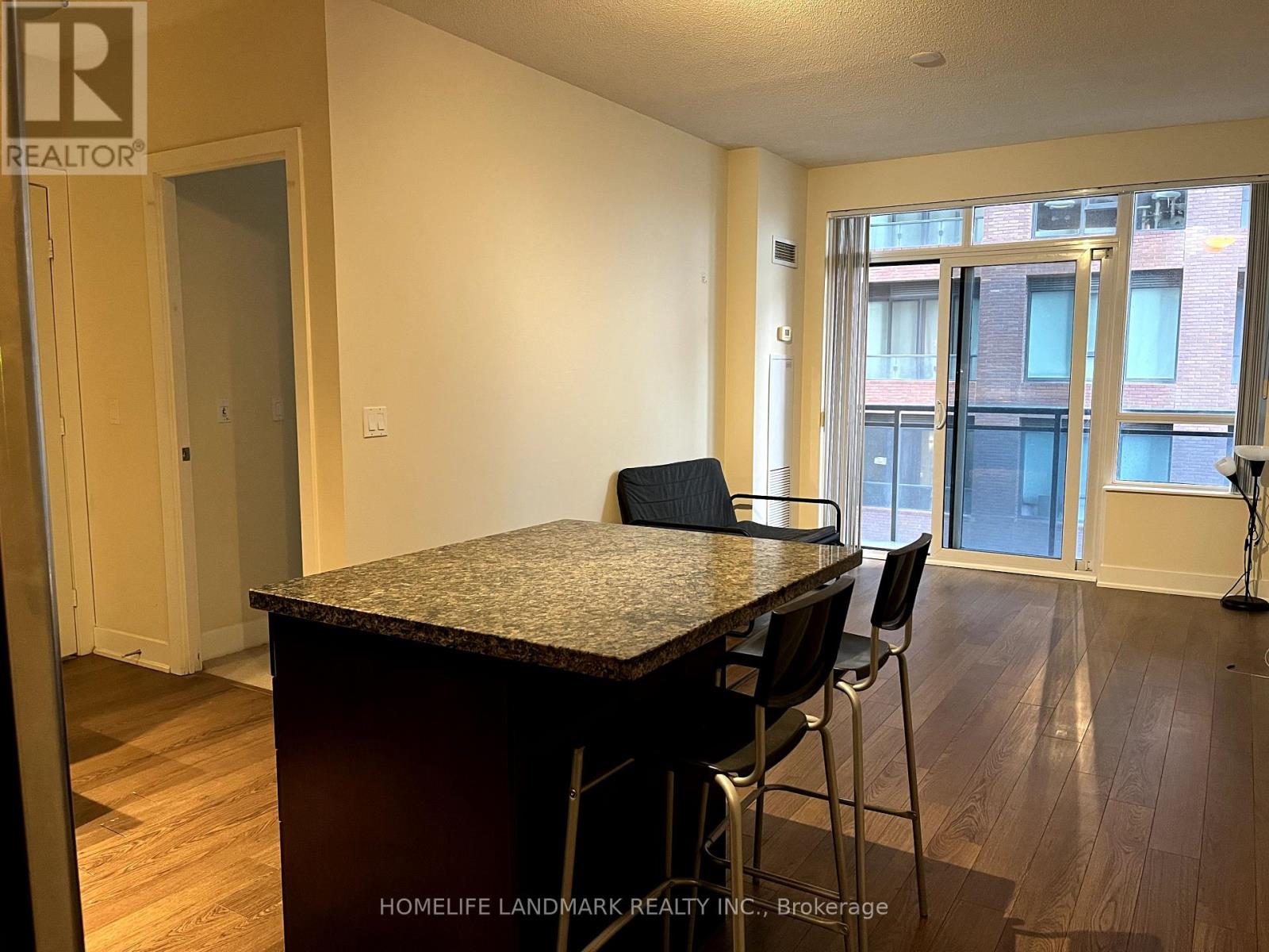 1501 - 28 Linden Street, Toronto, Ontario  M4Y 0A4 - Photo 8 - C12129230