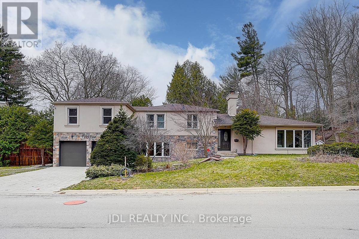Property at 54 PLYMBRIDGE ROAD image 1