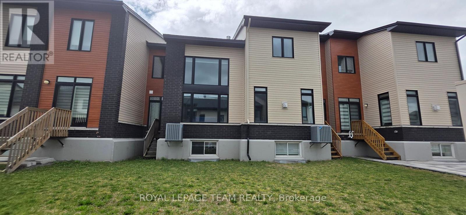 341 Big Dipper Street, Ottawa, Ontario  K4M 0J3 - Photo 35 - X12129242