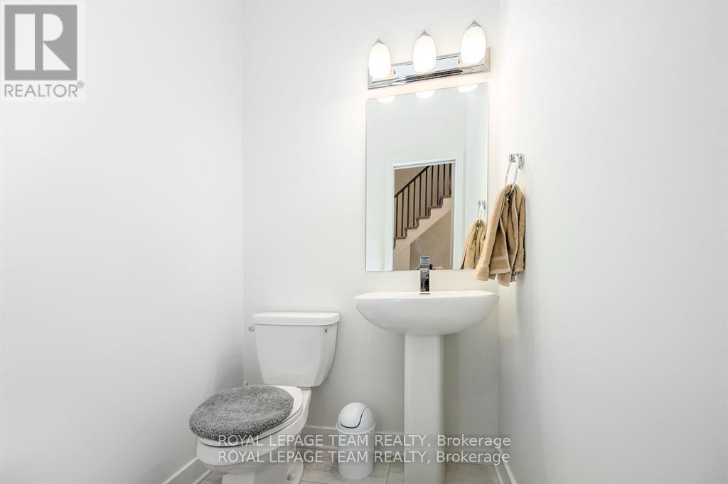 Property at 341 BIG DIPPER STREET image 4