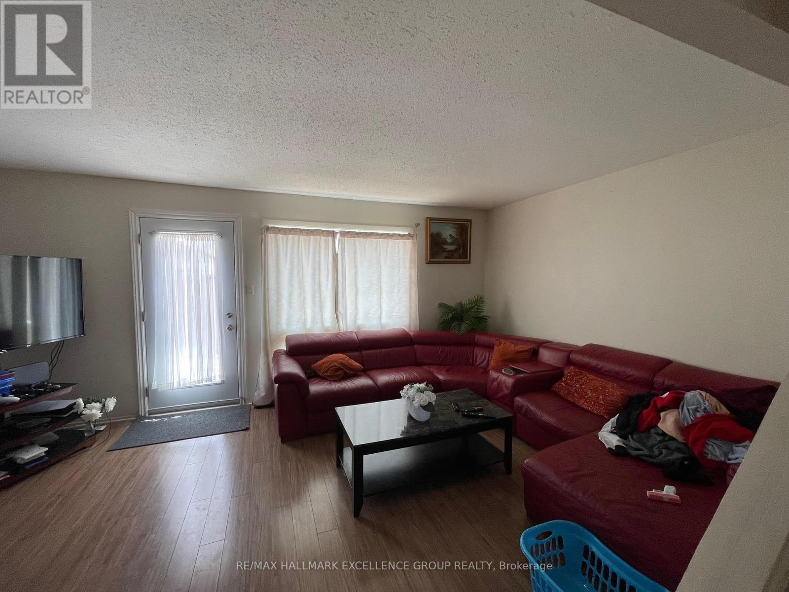 Property at 8 - 1906 BELMORE LANE image 5
