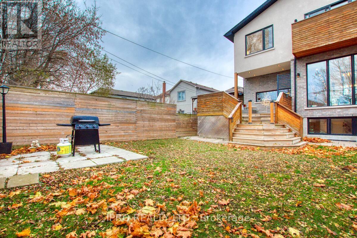 1BR STUDIO - 13 ADAIR ROAD, Toronto, Ontario