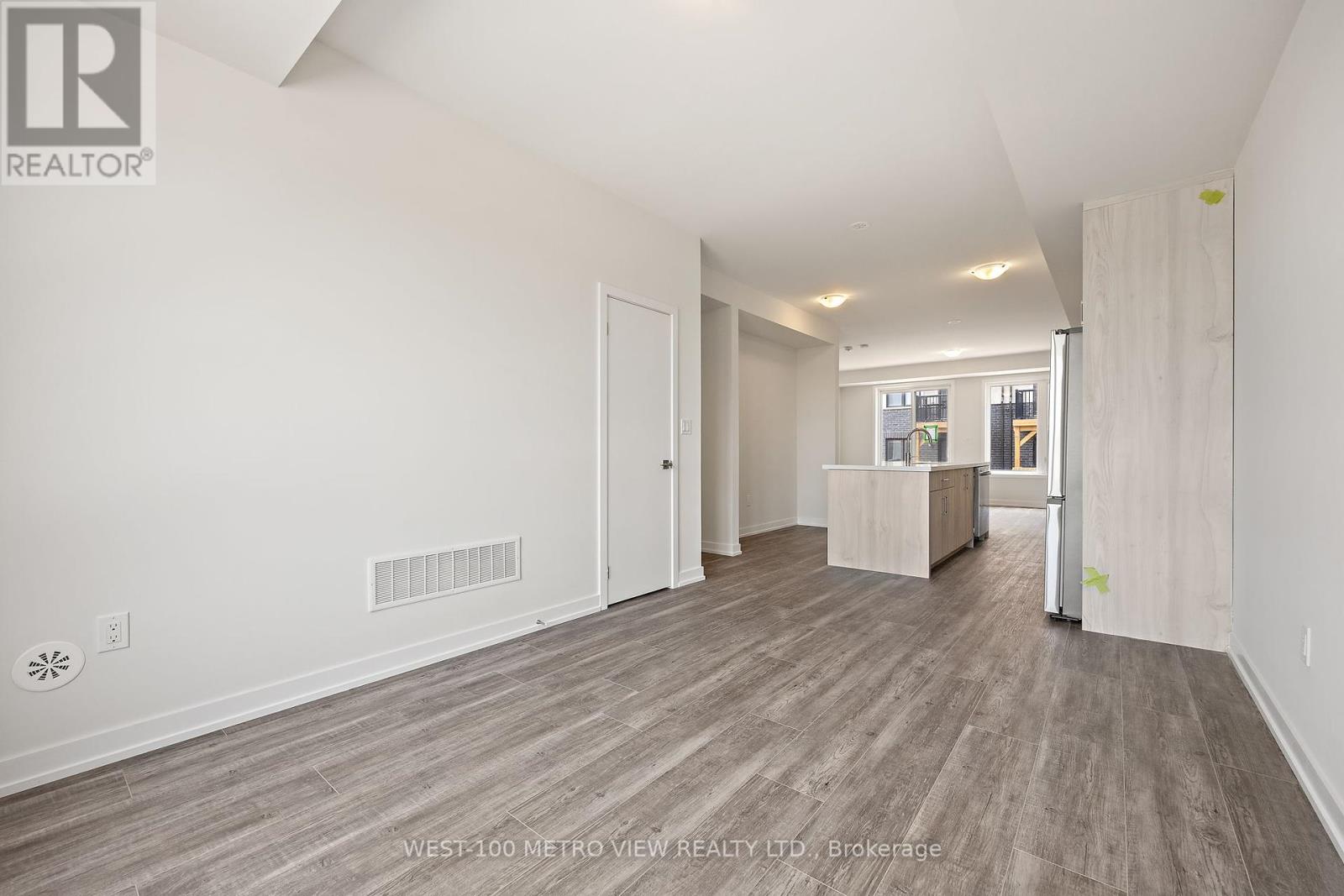 1353 Shevchenko Boulevard, Oakville, Ontario  L6M 5R4 - Photo 7 - W12085261