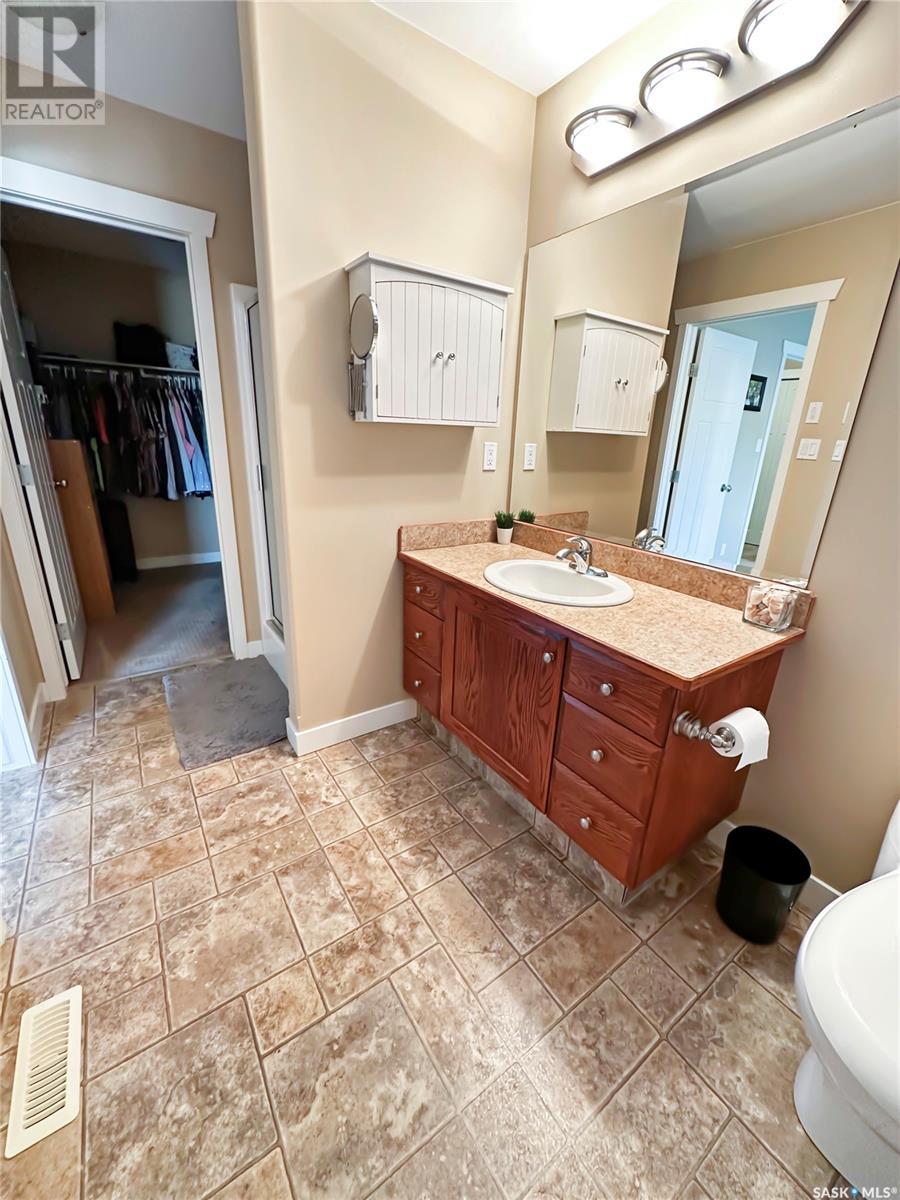 5 701 Mcintosh Street E, Swift Current, Saskatchewan  S9H 1H7 - Photo 12 - SK004899
