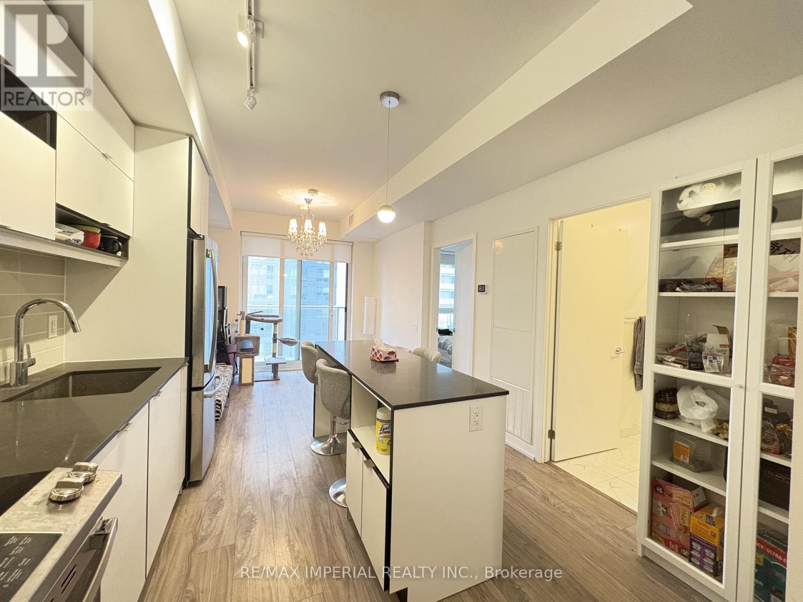 1006 - 4065 Confederation Parkway, Mississauga (City Centre), Ontario  L5B 0L4 - Photo 20 - W12129258