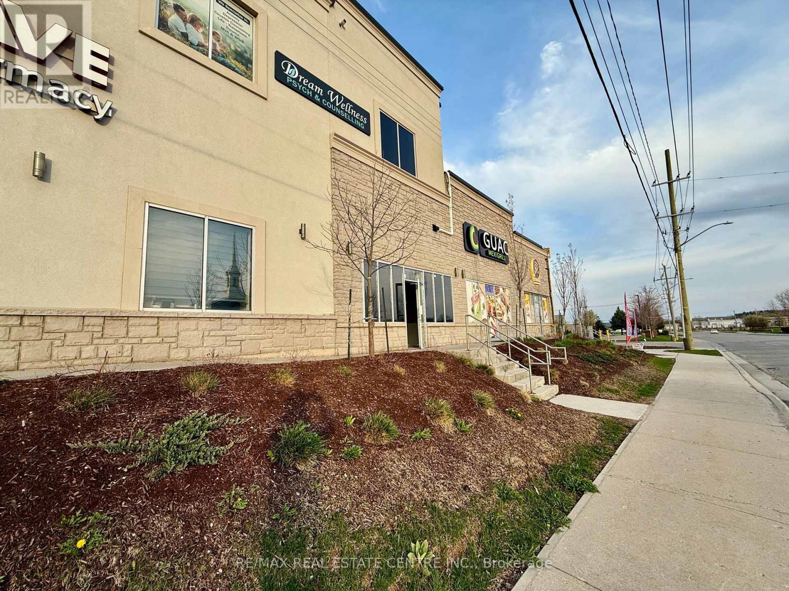 3 - 1241 Strasburg Road W, Kitchener, Ontario  N2R 1S6 - Photo 10 - X12129254
