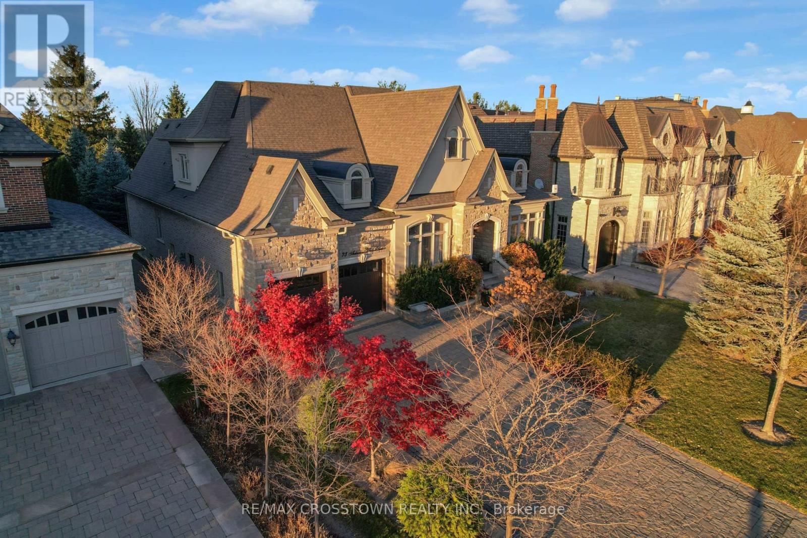 Property at 73 AUTUMN WIND COURT image 2