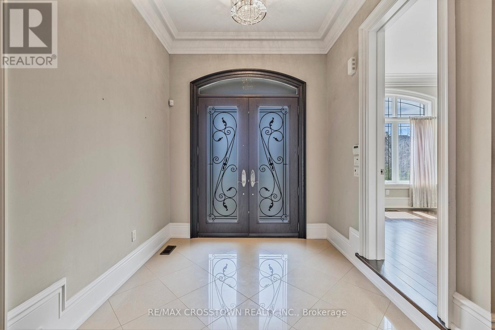 Property at 73 AUTUMN WIND COURT image 3