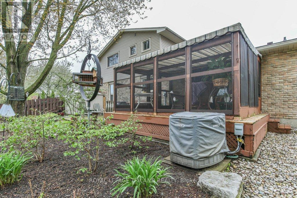 714 Cranbrook Road, London South, Ontario N6K 1W9 - Photo 41 - X12078632