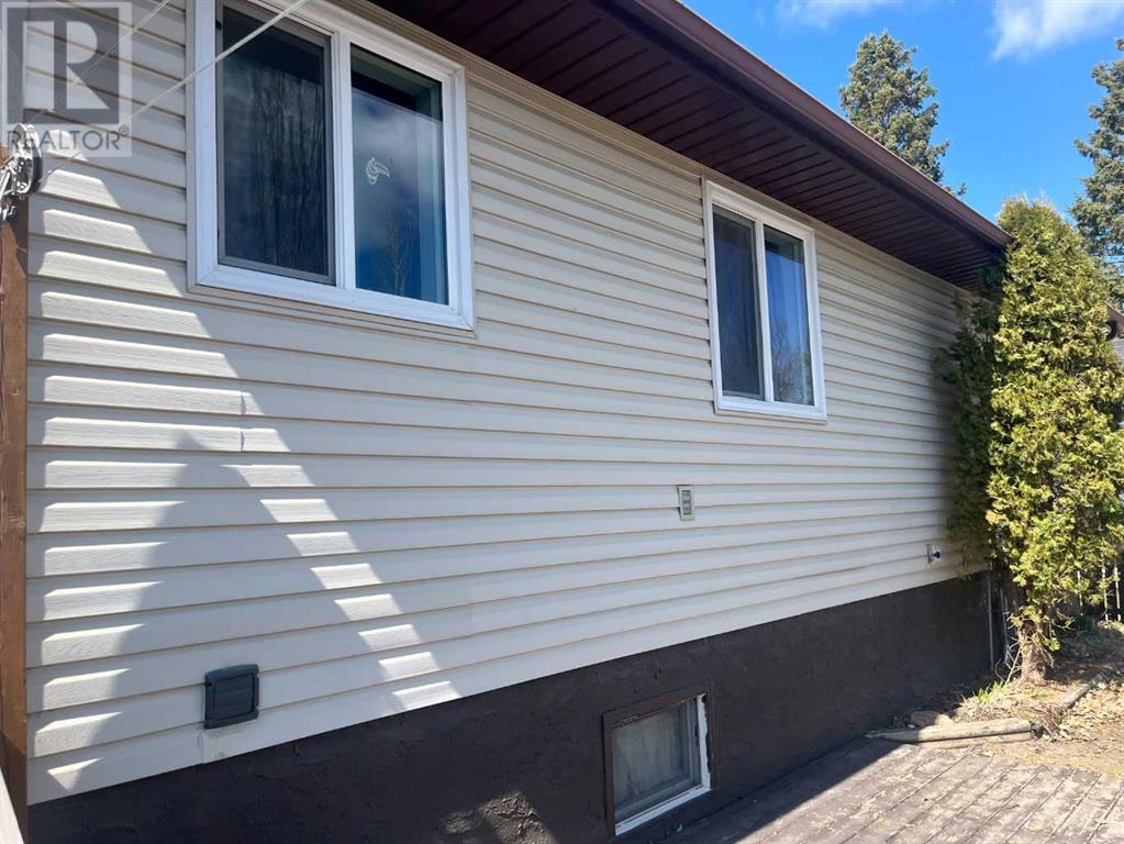 134 4 Street E, St. Walburg, Saskatchewan  S0M 2T0 - Photo 11 - A2218116