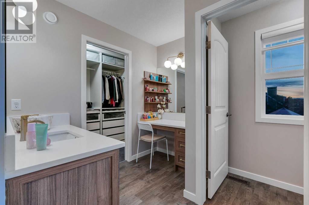 108 Masters Rise Se, Calgary, Alberta  T3M 2L5 - Photo 27 - A2216649