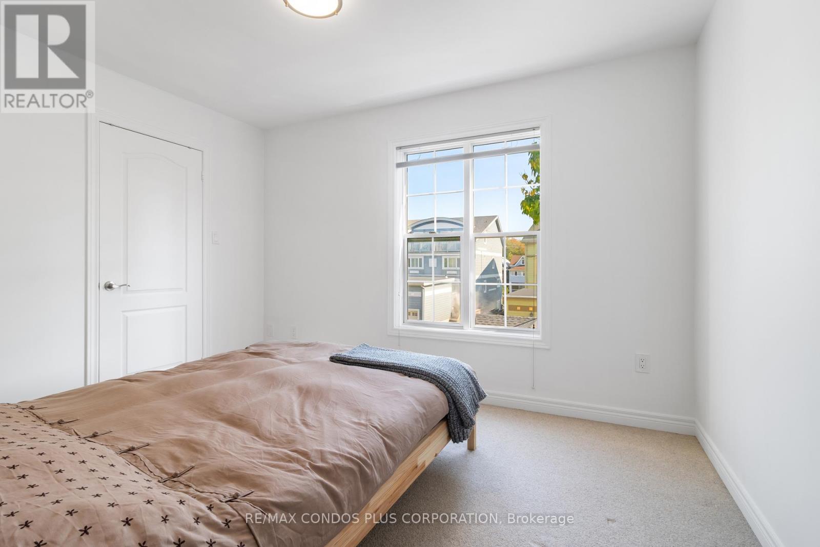 127 Boardwalk Drive, Toronto, Ontario  M4L 3X9 - Photo 22 - E12129292