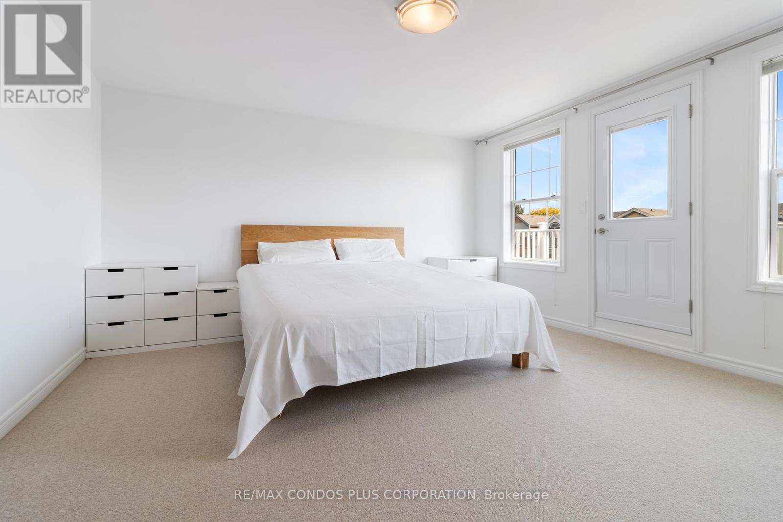 127 Boardwalk Drive, Toronto, Ontario  M4L 3X9 - Photo 29 - E12129292