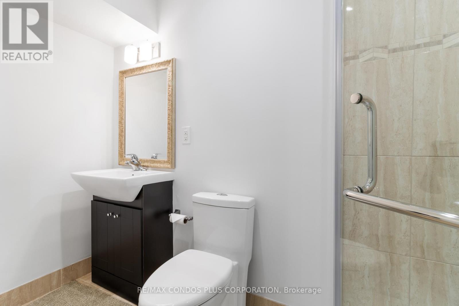 127 Boardwalk Drive, Toronto, Ontario  M4L 3X9 - Photo 44 - E12129292