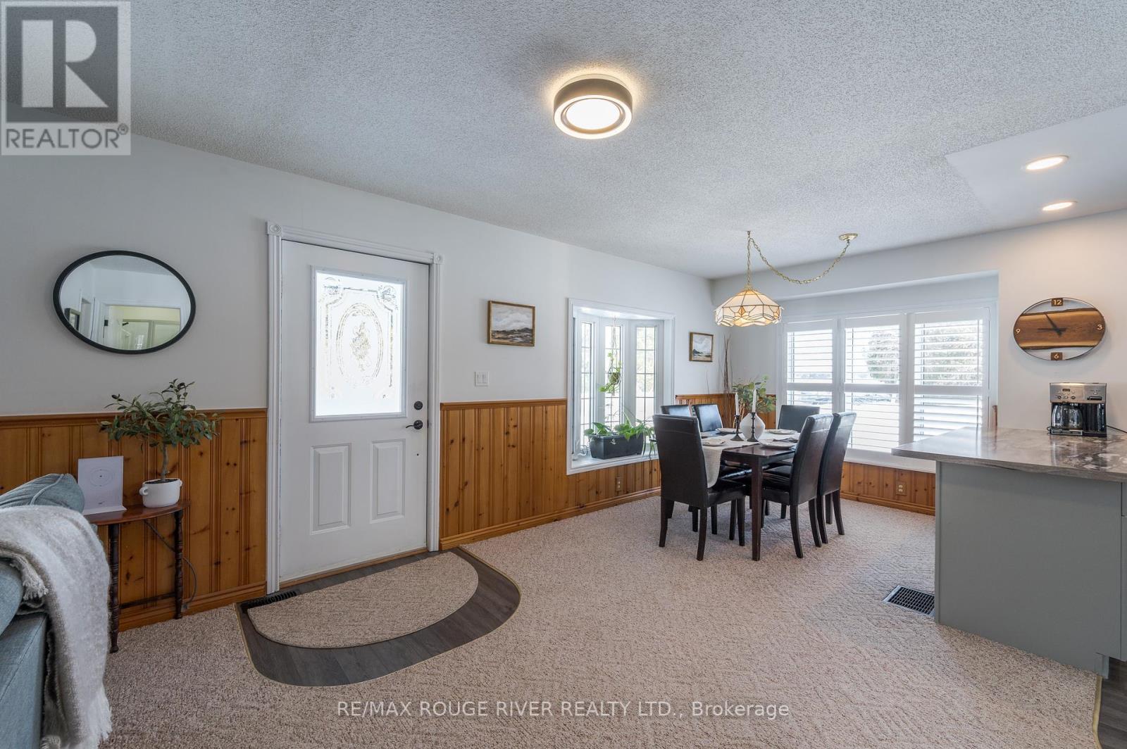 24 Cedar Dale Drive, Kawartha Lakes, Ontario  K0M 2B0 - Photo 10 - X11961467
