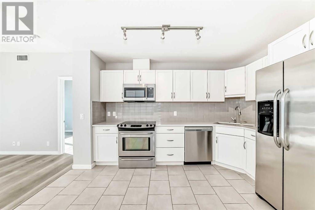 Property at 1903, 1320 1 Street SE image 4