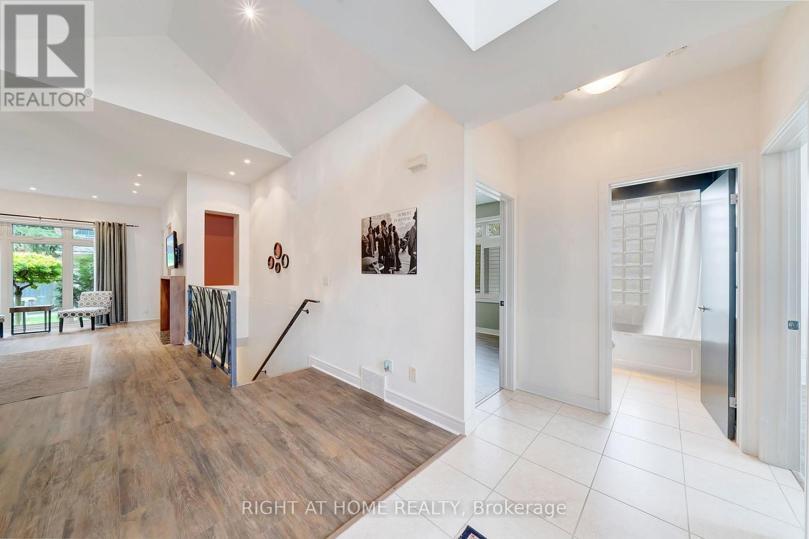 Property at 40 ARBOUR GLEN DRIVE image 3