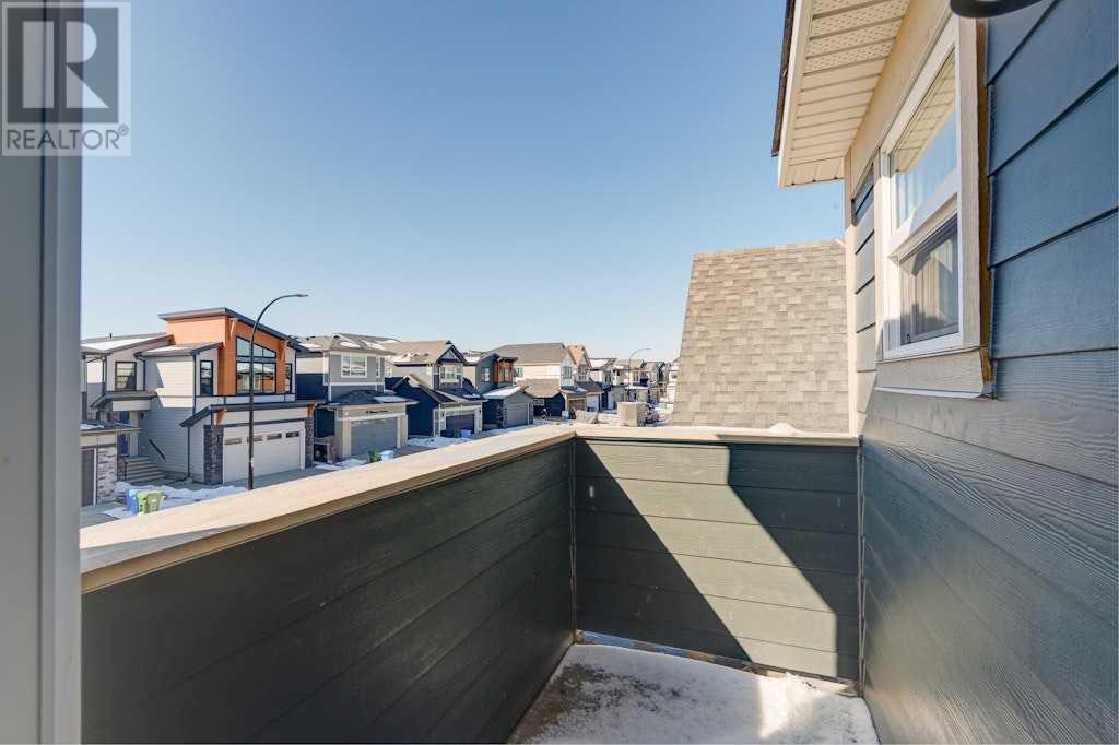48 Rowmont Common, Calgary, Alberta  T3L 0L3 - Photo 31 - A2207368