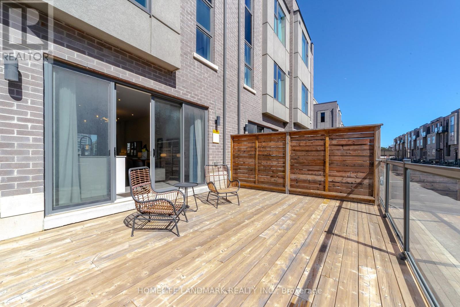 893 Clark Avenue, Vaughan, Ontario  L4J 0K6 - Photo 34 - N12097419