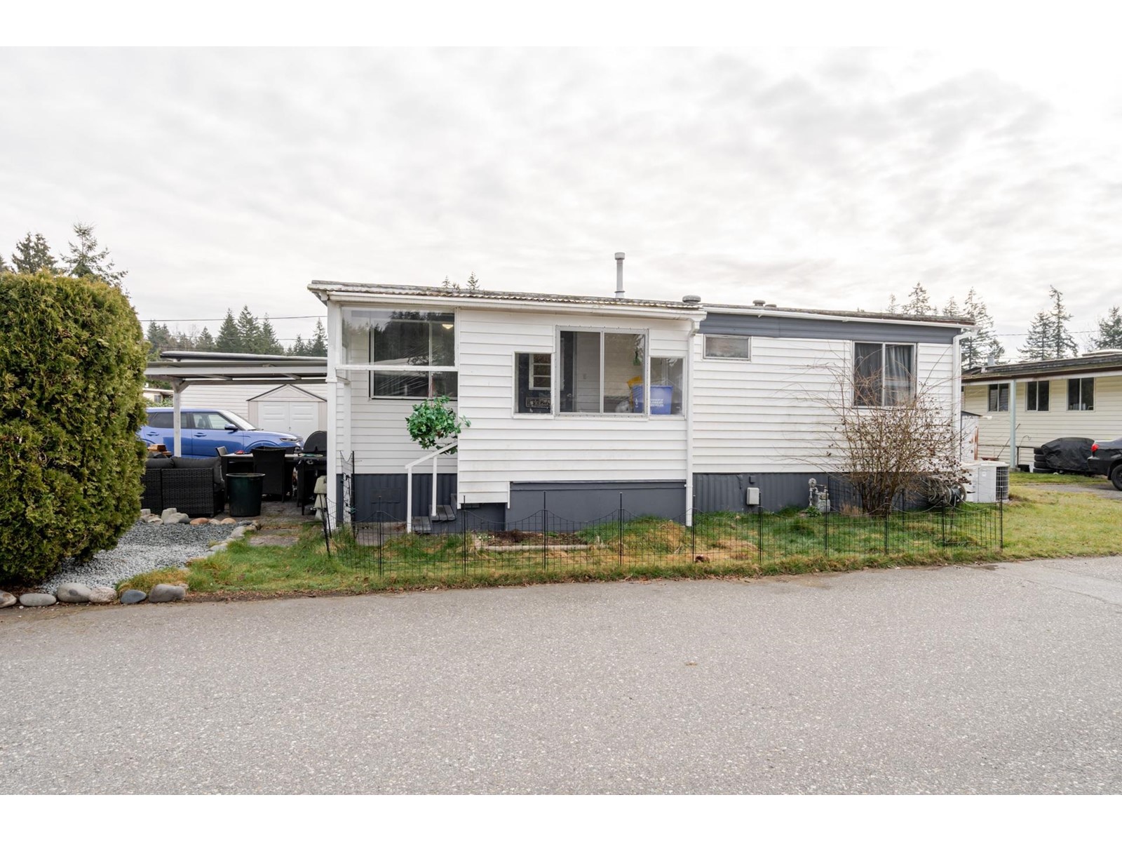21 3031 200 Street, Langley, British Columbia  V2Z 1N5 - Photo 4 - R2975273