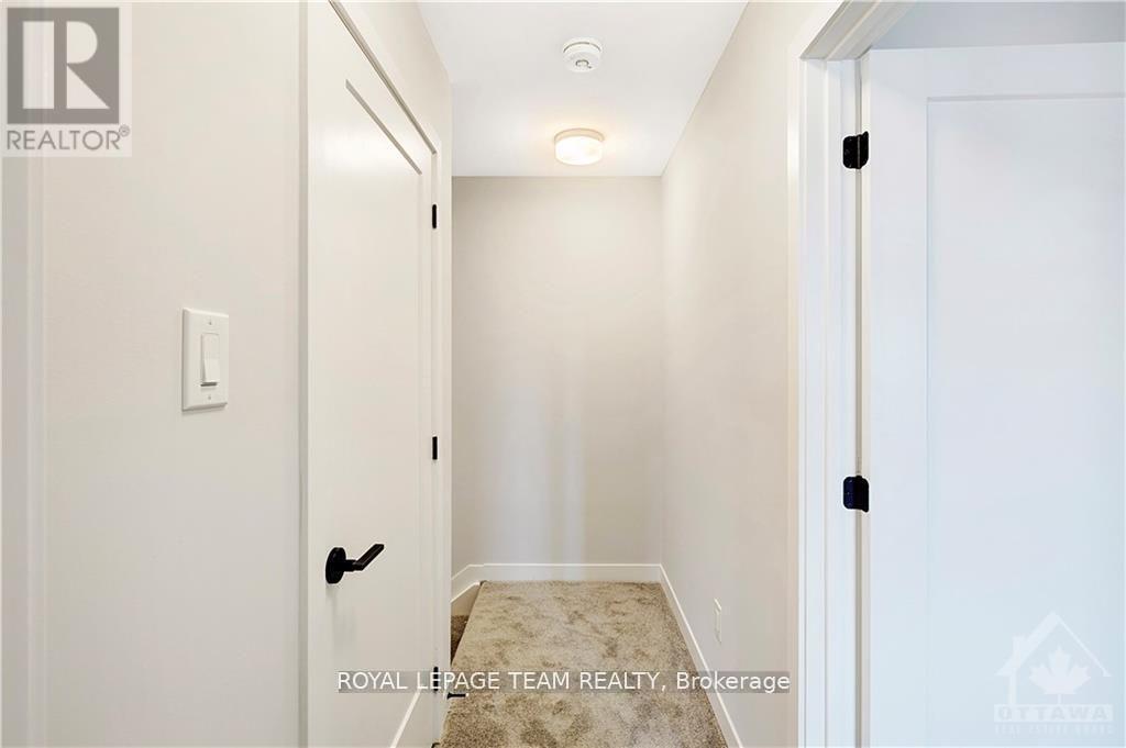 214 Verulam Street, Ottawa, Ontario  K2J 7J5 - Photo 11 - X12129314