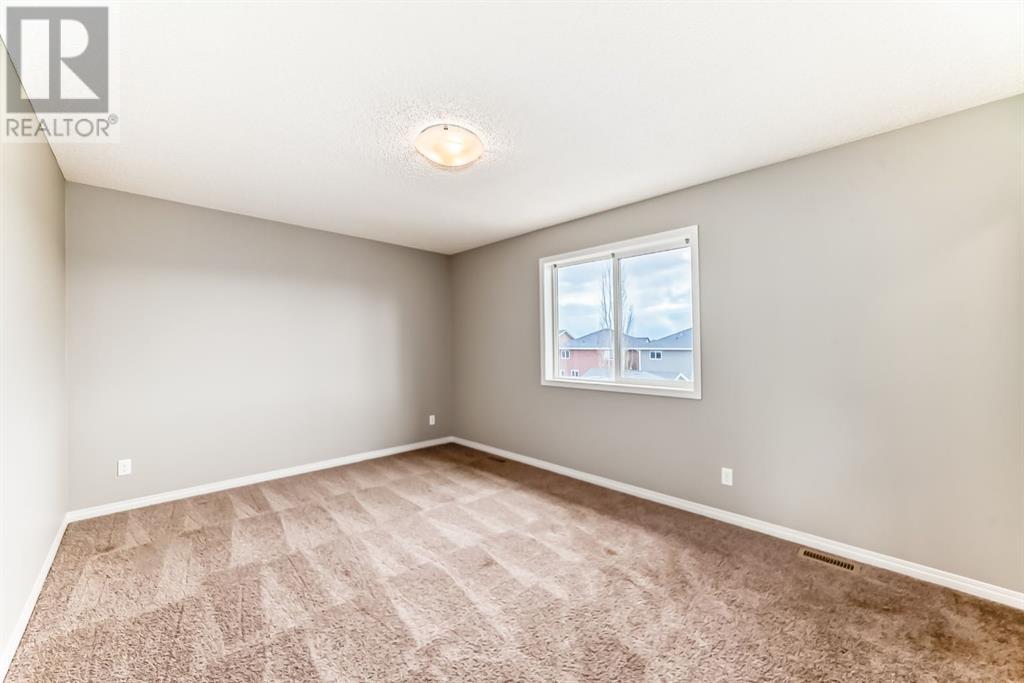 350 Fireside Place, Cochrane, Alberta  T4C 0R5 - Photo 16 - A2209471