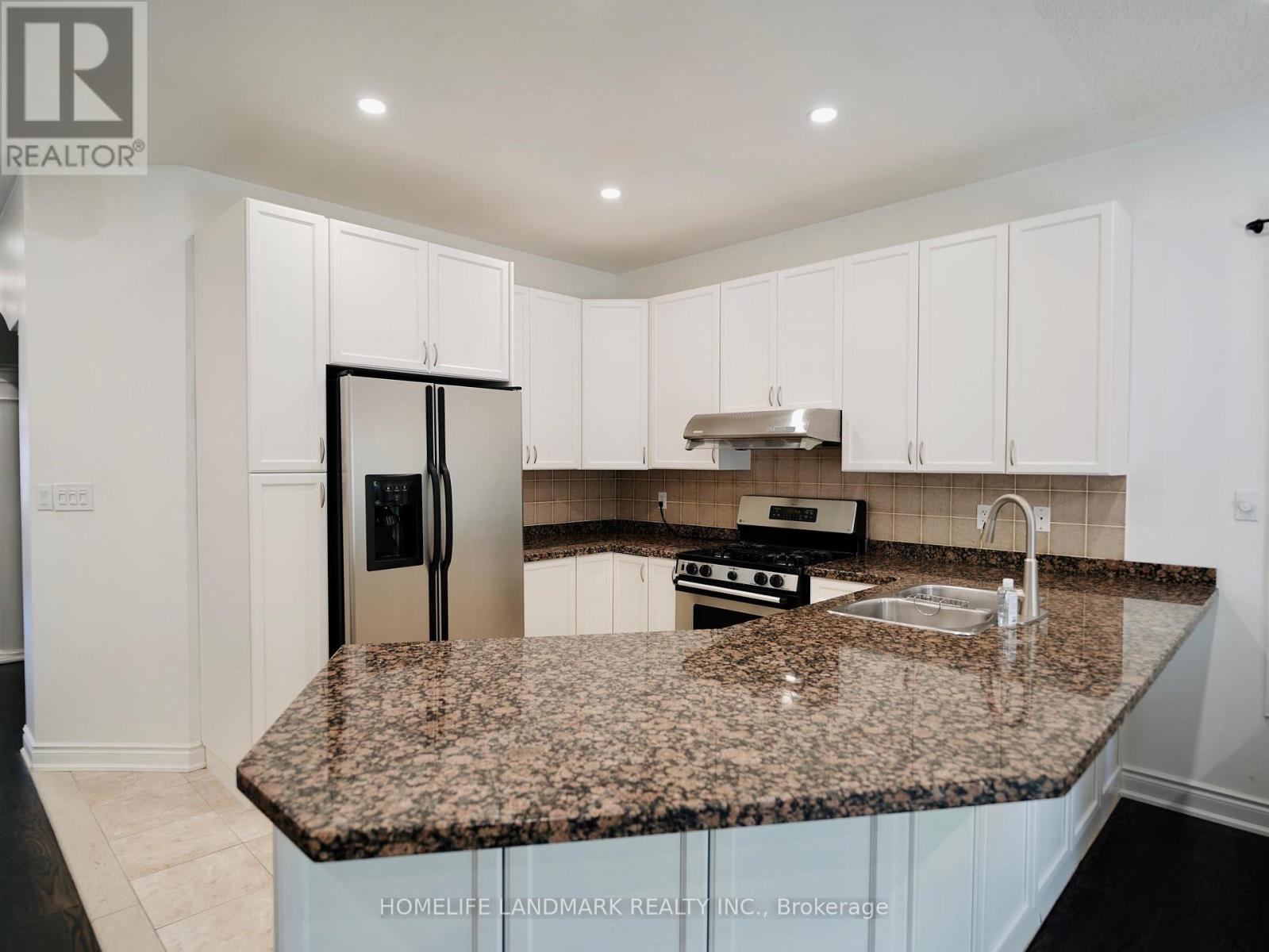 1214 Agram Drive, Oakville, Ontario  L6H 7N9 - Photo 2 - W12129305