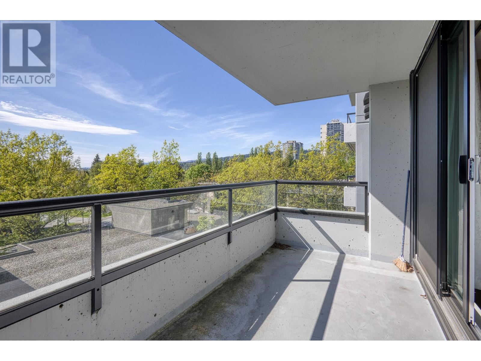 503 3980 Carrigan Court, Burnaby, British Columbia  V3N 4S6 - Photo 17 - R2998500