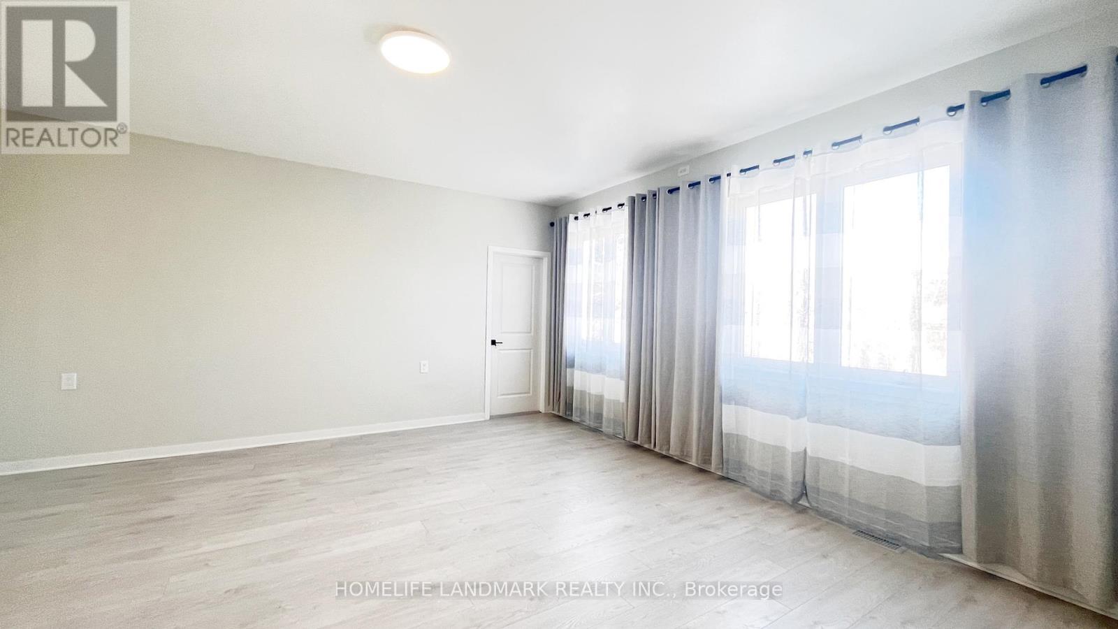 19 Deering Crescent, Toronto, Ontario  M2M 2A2 - Photo 10 - C12129325