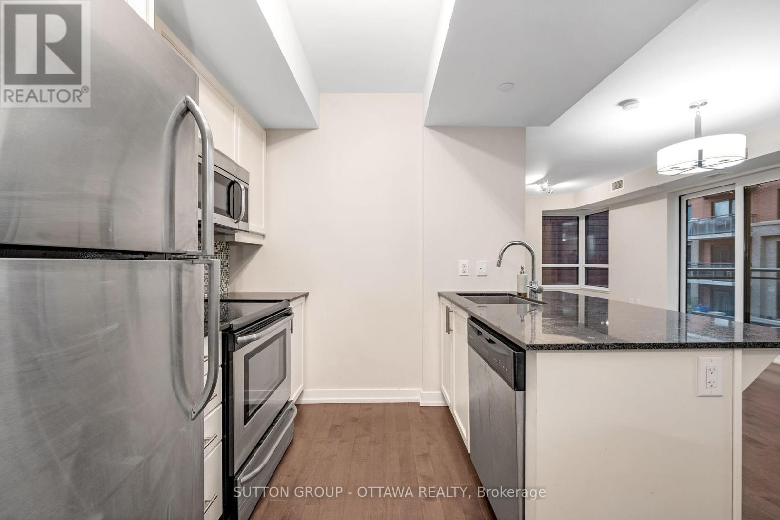 216 - 316 Bruyere Street, Ottawa, Ontario  K1N 0C3 - Photo 8 - X12129331