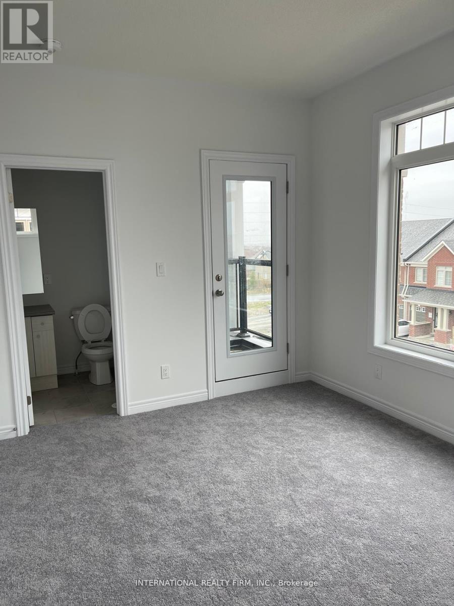 2019 Cameron Lott Crescent, Oshawa, Ontario  L1L 0S1 - Photo 11 - E12129326