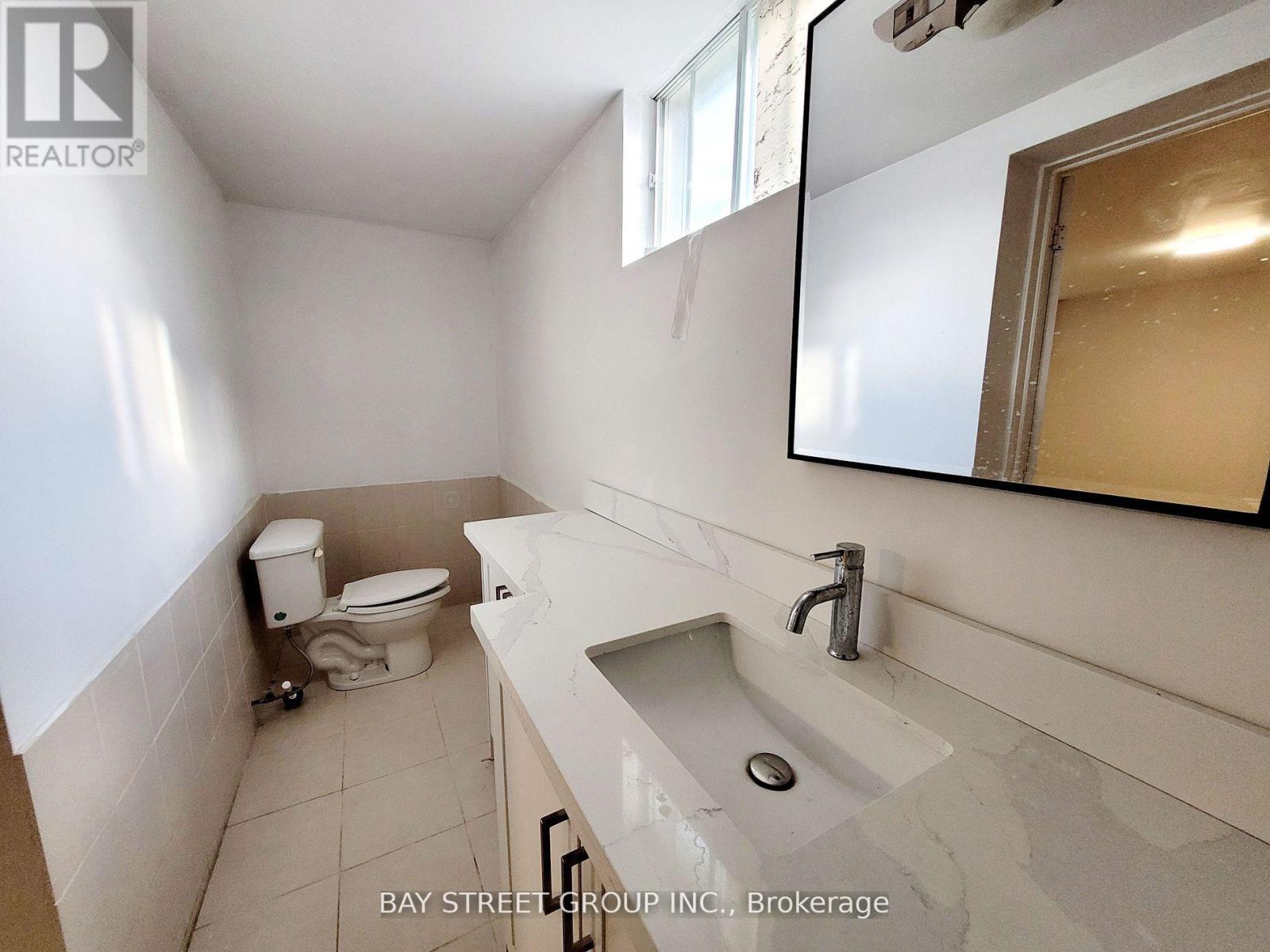 - Bsmt - 3 Coverdale Crescent, Toronto, Ontario  M1V 2S7 - Photo 5 - E12129335