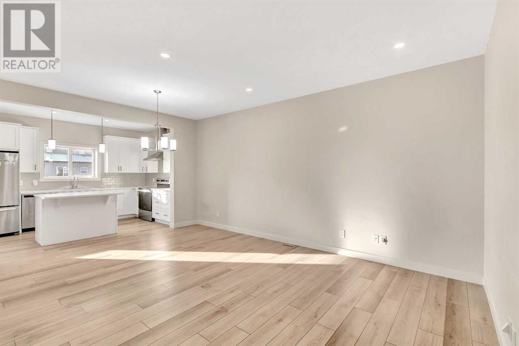 107 Homestead Drive Ne, Calgary, Alberta  T3J 2G8 - Photo 6 - A2196210