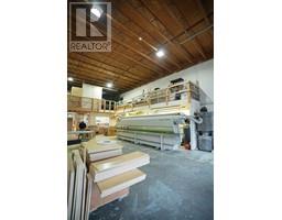 11633 CONFIDENTIAL, North Vancouver, British Columbia