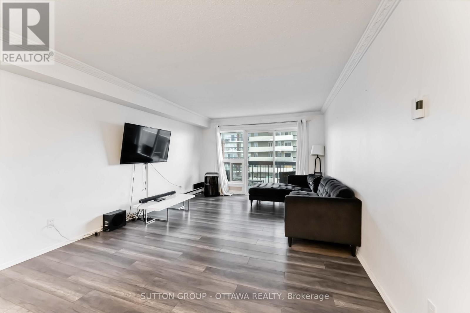 705 - 158 Mcarthur Avenue, Ottawa, Ontario  K1L 8E7 - Photo 13 - X12129342