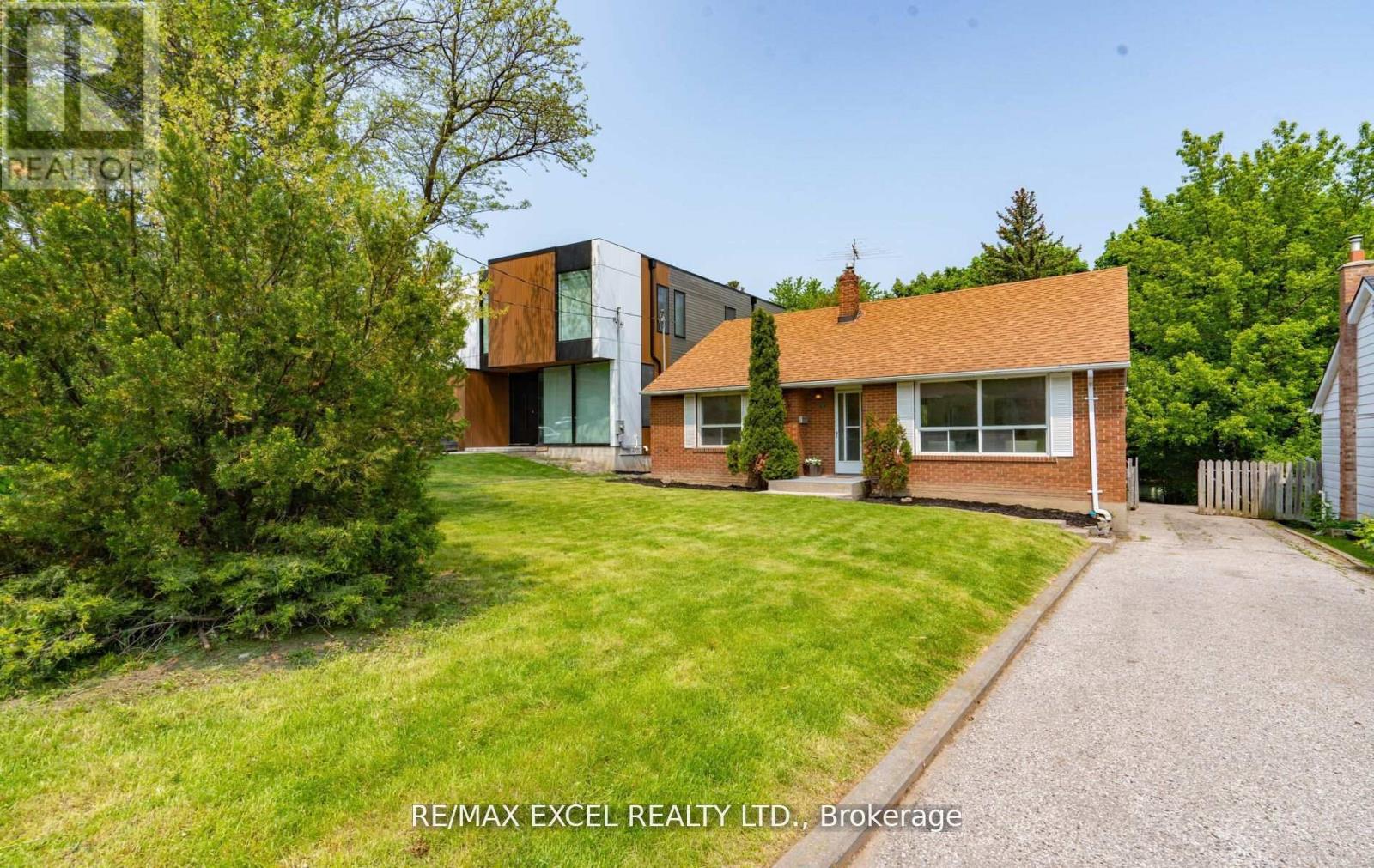 Property at 104 HIGHLAND PARK BOULEVARD image 2