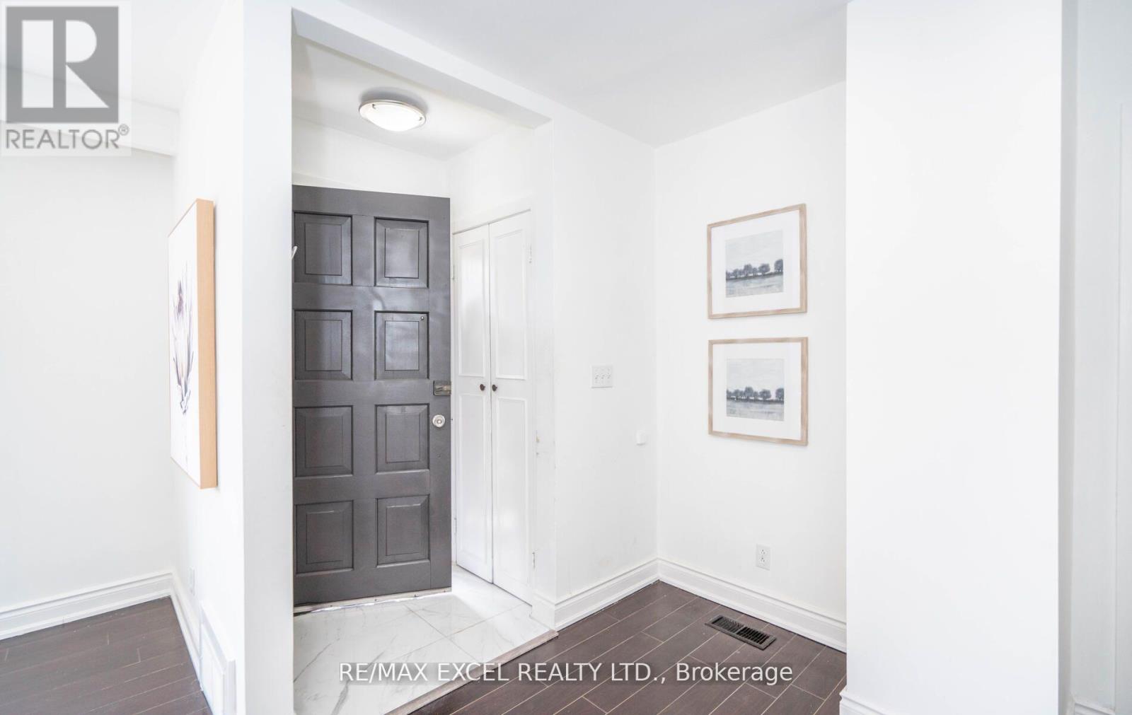 Property at 104 HIGHLAND PARK BOULEVARD image 4