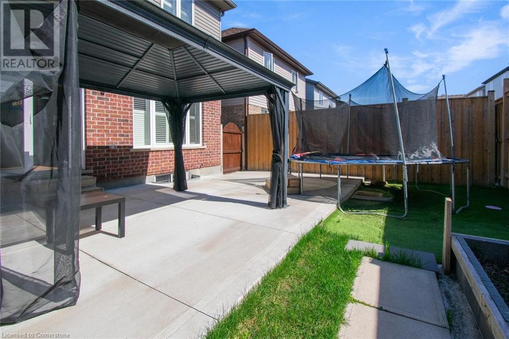 14 Willowrun Drive, Kitchener, Ontario  N2A 0H5 - Photo 49 - 40721388