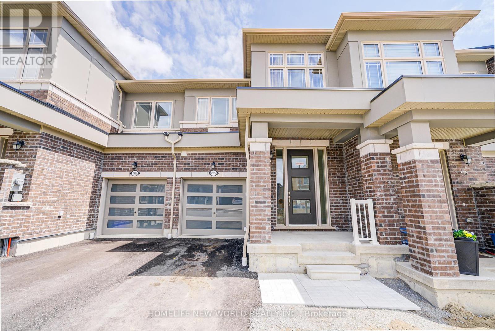 2925 HAWKRIDGE LANE, Pickering, Ontario