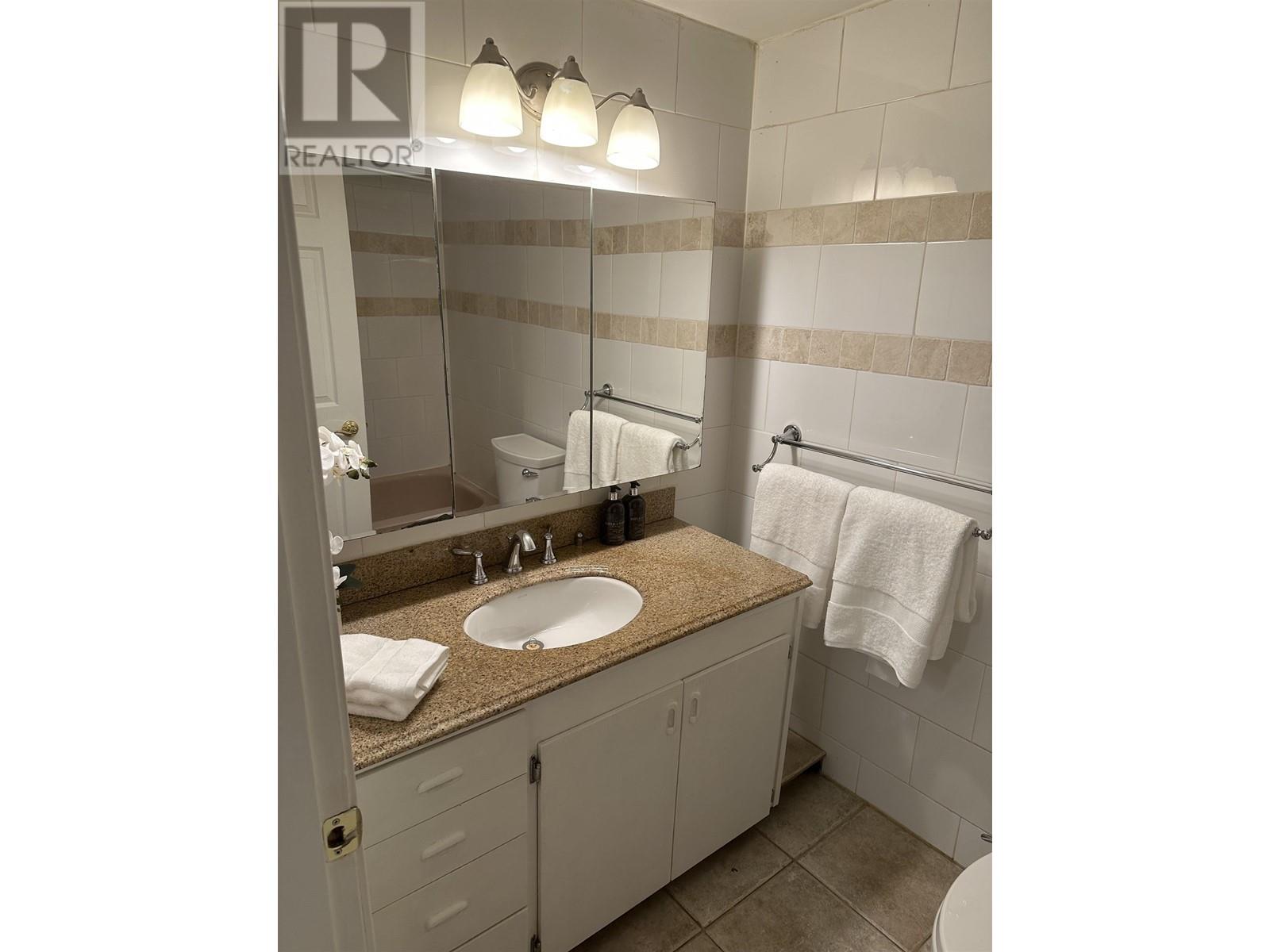 103 2040 Cornwall Avenue, Vancouver, British Columbia  V6J 1E1 - Photo 20 - R2995247