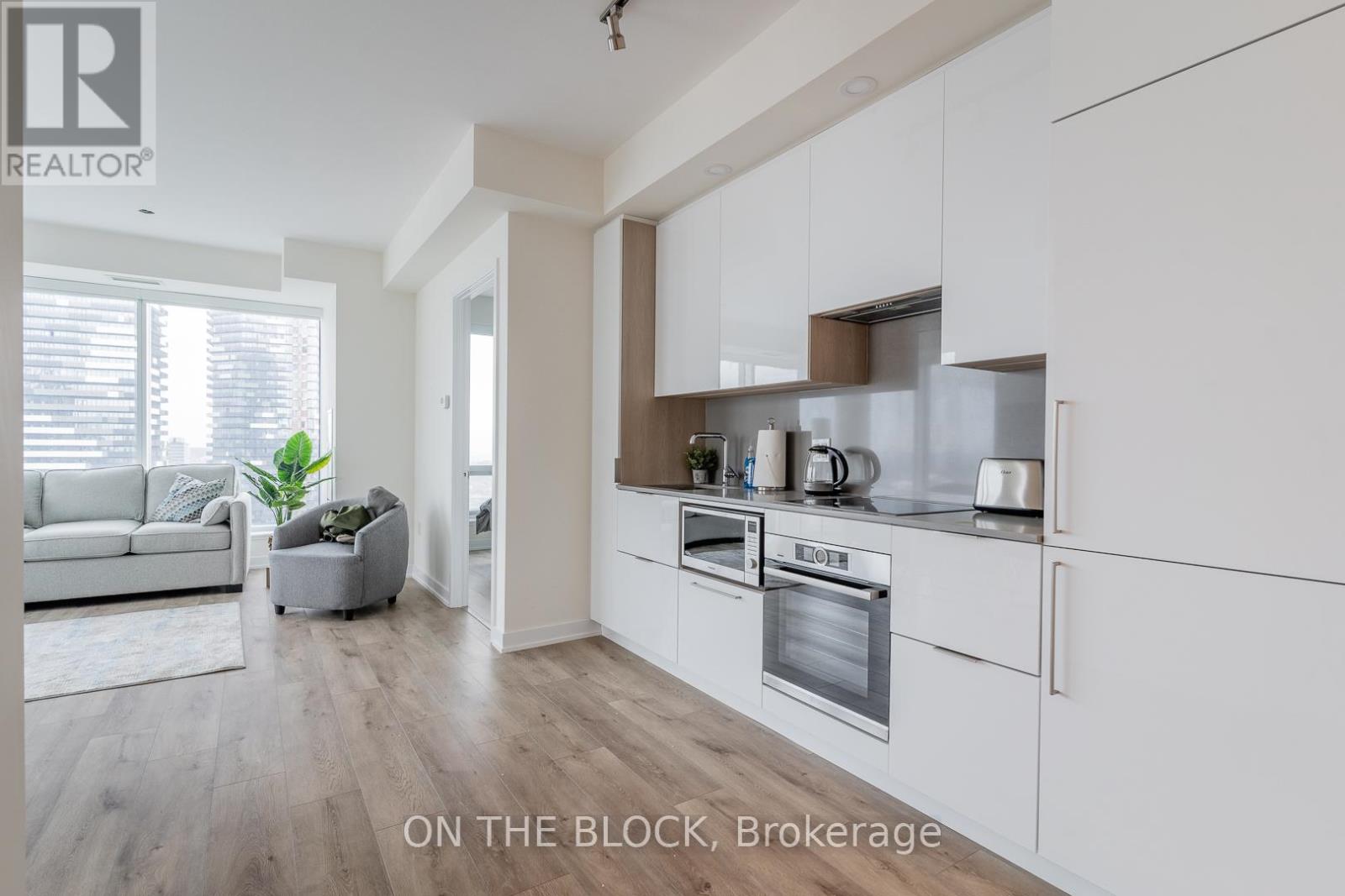 3907 - 28 Freeland St. Street, Toronto, Ontario  M5E 0E3 - Photo 9 - C12129351