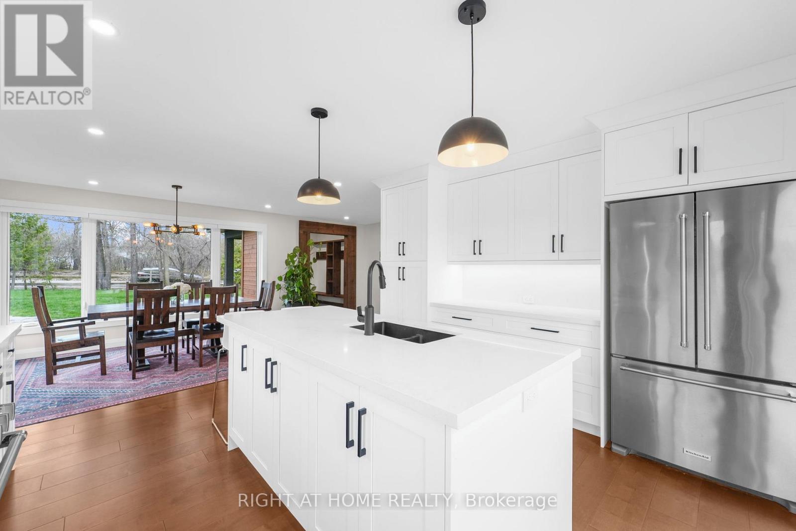 17083 Warden Avenue, Whitchurch-Stouffville, Ontario  L4A 2W1 - Photo 7 - N12129352