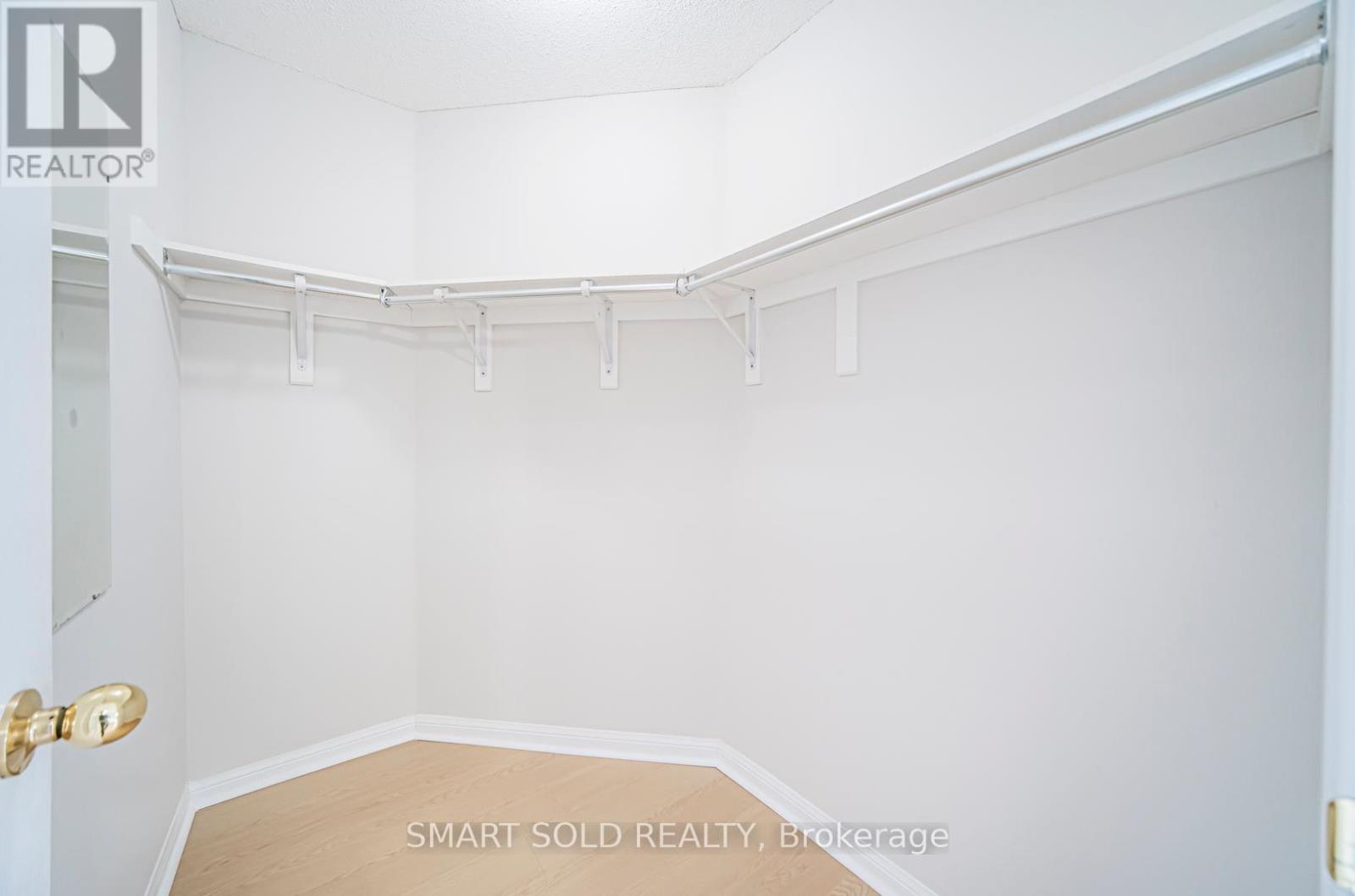 31 Fitzwilliam Avenue, Richmond Hill, Ontario  L4E 4N8 - Photo 28 - N12129363