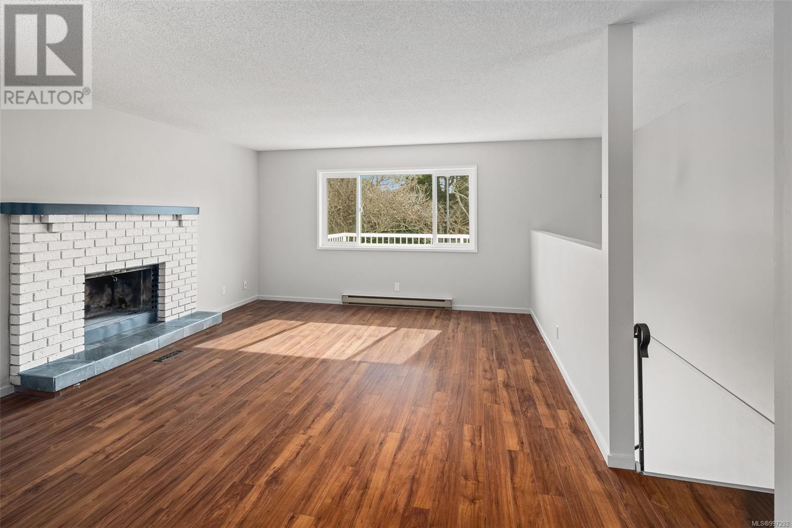 1542 San Juan Ave, Saanich, British Columbia  V8N 2L5 - Photo 3 - 997292