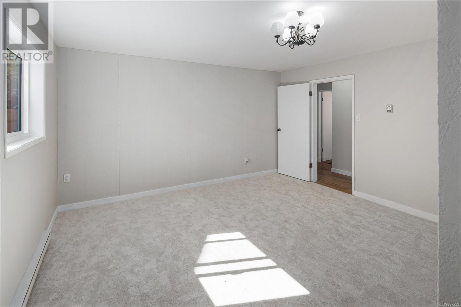 1542 San Juan Ave, Saanich, British Columbia  V8N 2L5 - Photo 19 - 997292