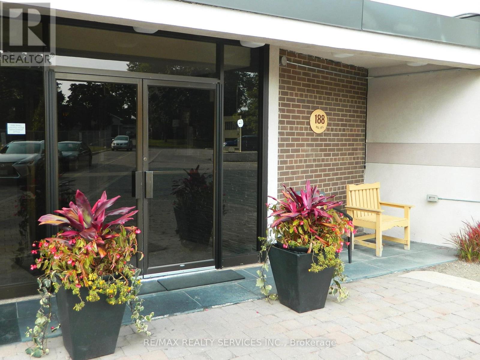Property at 417 - 188 MILL STREET S image 1