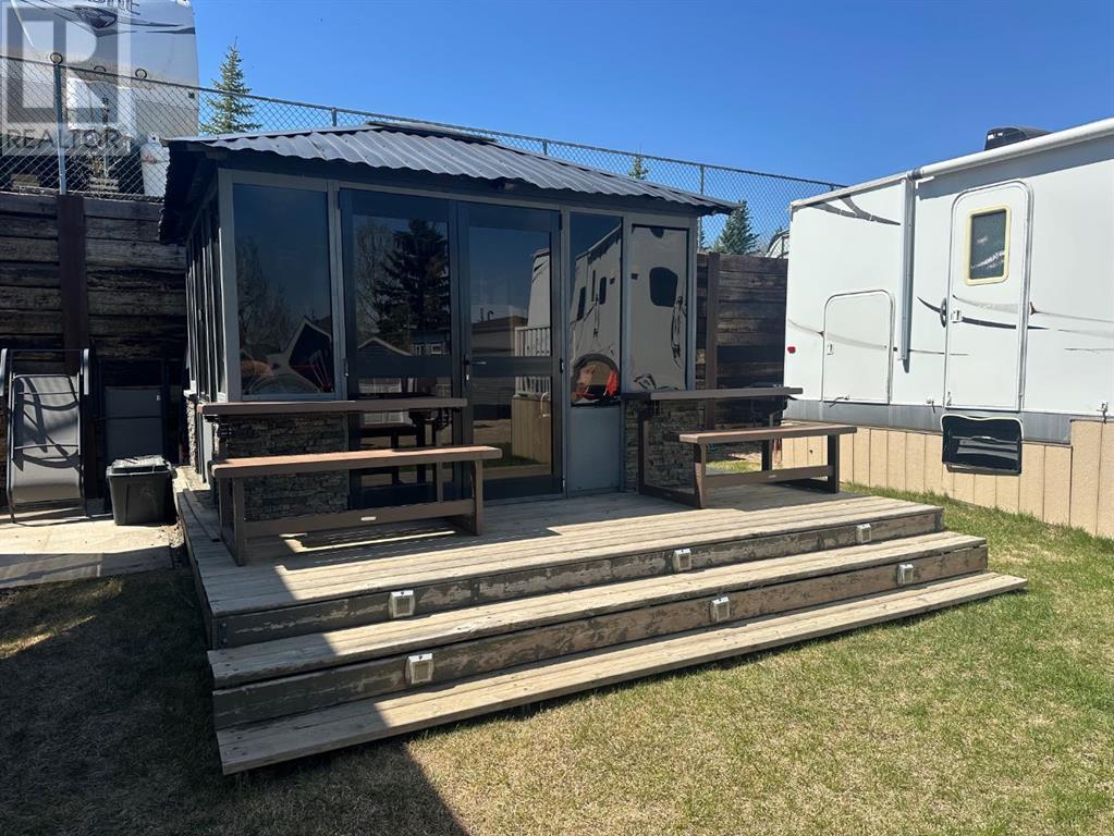 15, 25054 South Pine Lake Road, Rural Red Deer County, Alberta  T0M 2A0 - Photo 21 - A2215401