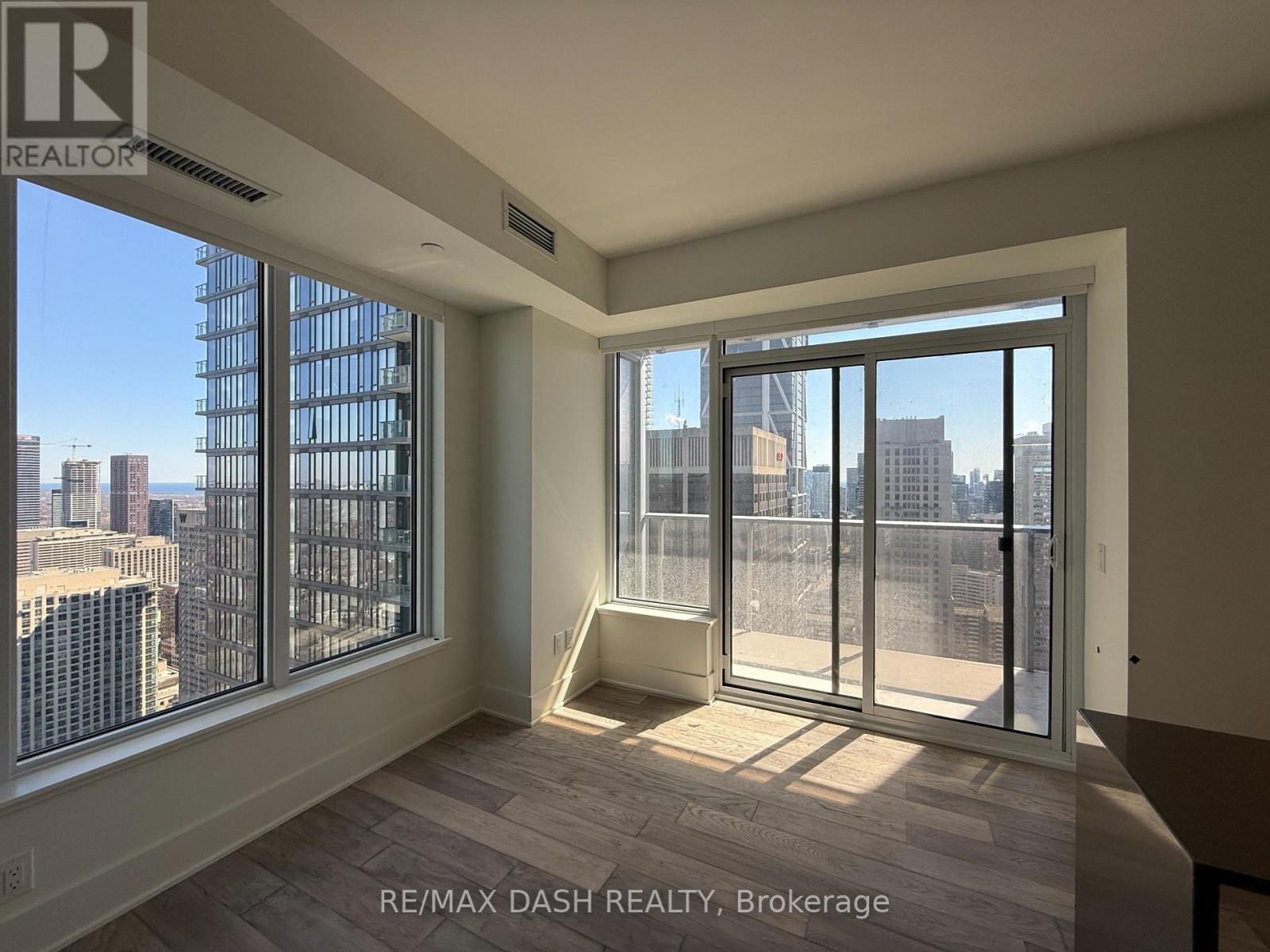 4107 - 11 Yorkville Street, Toronto, Ontario  M4W 0B7 - Photo 17 - C12129411